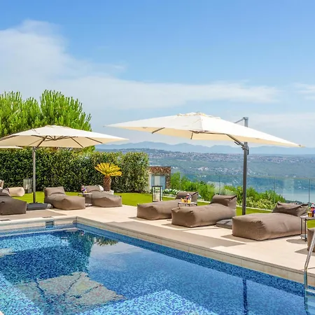 Lovely In With Wifi Holiday home Opatija