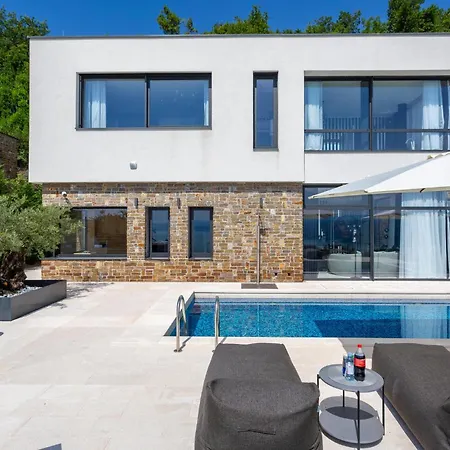Lovely In With Wifi Holiday home Opatija